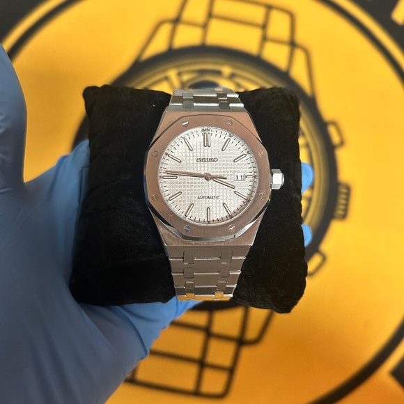 Seiko Custom Royal Oak Style – Automatic Men’s Watch, Stainless Steel, Silver Di - Picture 1 of 10